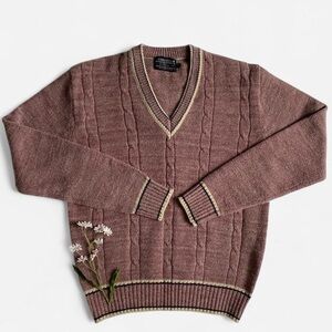 Vintage dusty purple cable knit sweater